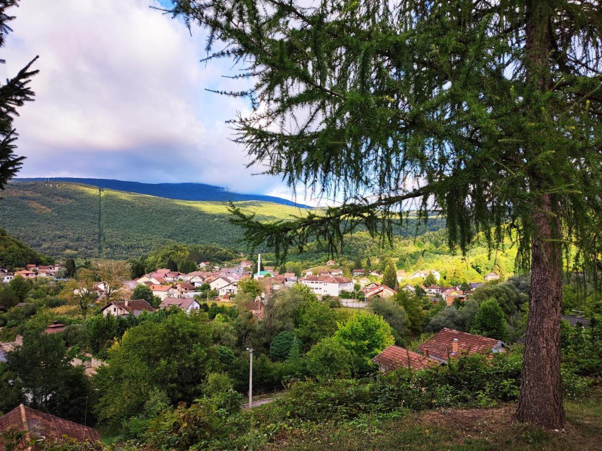 Apartman Adna Kulen Vakuf Exteriér fotografie